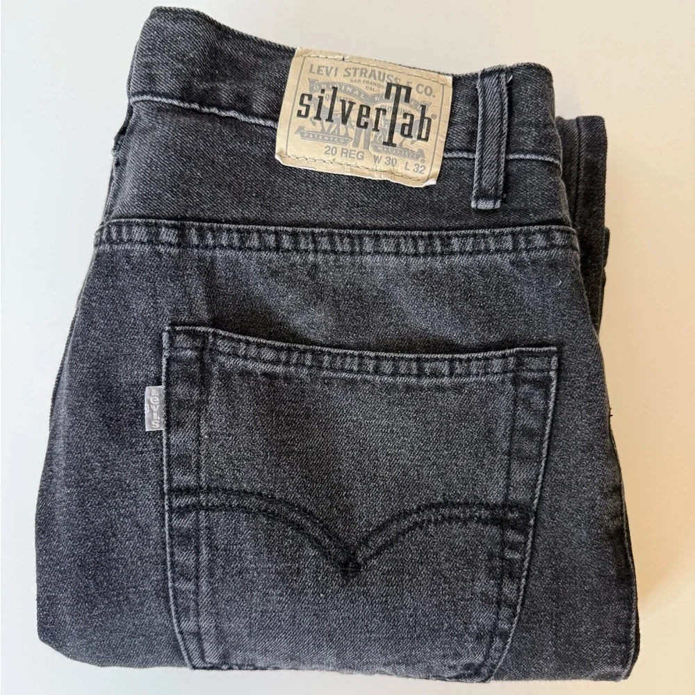 Levi's Silvertab Jeans Boy's Size 20 Reg 30x32 Gray Dark Wash Straight Baggy